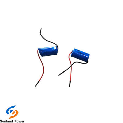 CR2 3.0 V 750 mAh batteries used in Camers Night-vision goggles, LED flashlights, Smart meters (water, gas, electricity) and instrumentation Lighted